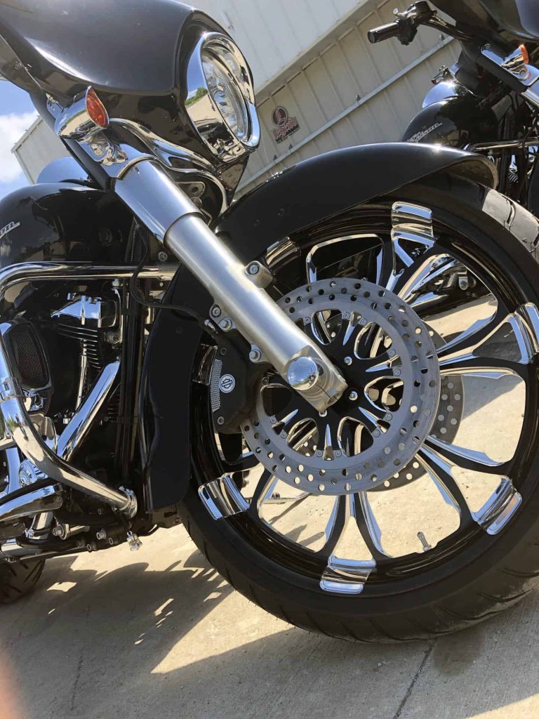 Check out this 2014 Streetglide FLHX, Knobtown Cycle