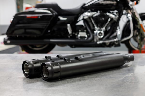 Loose Cannon Mufflers, Firebrand Loose Cannon Mufflers Black Touring &#8217;95 16 | Fits Harley Davidson FLHR Road King | Louvered Baffle | Show Chrome Finish | Made in USA | Asphalt Black | Durable Heat Cured | Stainless Steel Tip, Knobtown Cycle