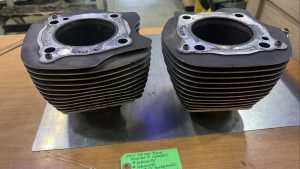 Harley Davidson oem Black Milwaukee 8 Cylinders #16800095/16800100