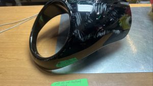 Harley Davidson oem Headlamp Visor #68129-98DH