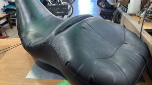 Harley Davidson oem Comfort Stitch Touring Seat #51703-05