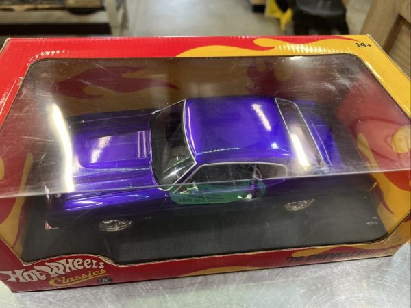 Hot Wheels Classics Limited Edition 1970 Chevelle - Image 6