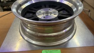 Harley Davidson oem Tri-Glide Rear Wheel #83327-09