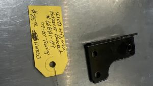 Harley Davidson oem Exhaust Bracket #66881-09